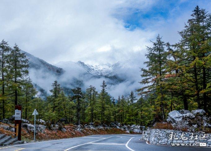 刚过试用期老板就要求加班该同意还是拒绝？游戏画面