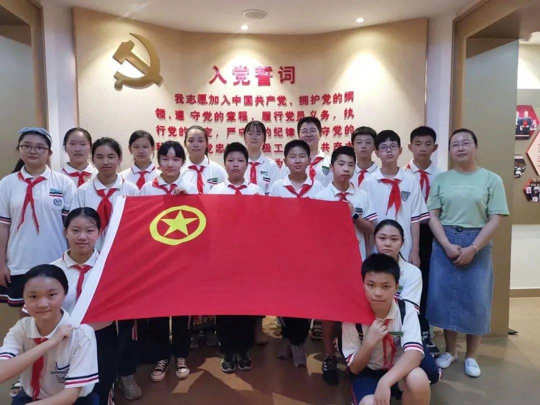 江口县2024年学前教育“双助”行动暨学校家庭社会协同育人成果文艺汇报演出举行