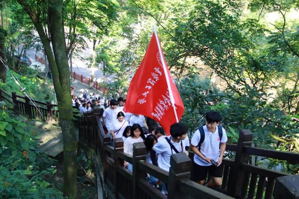 女生回我楼下有怎么回呢？游戏画面